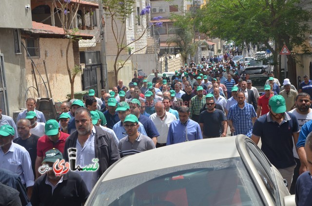 فيديو: كفرقاسم يتيمه اليوم ... الالاف في تشيع المرشد والمؤسس فضيلة العلامة الشيخ عبدالله نمر درويش الى مثواه الاخير